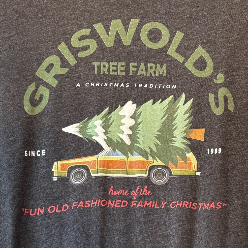 Women’s Christmas Vacation Griswold's Tree Farm L/S Shirt SZ - M